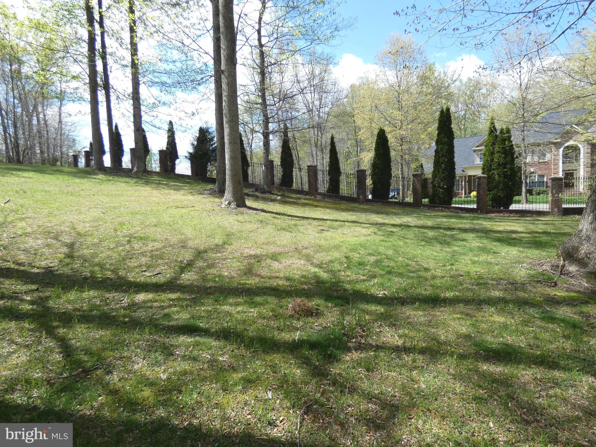 ELLIS PLANTATION - Residential