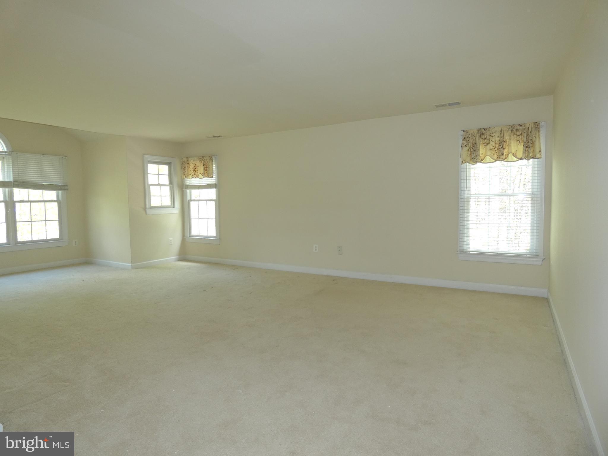 ELLIS PLANTATION - Residential