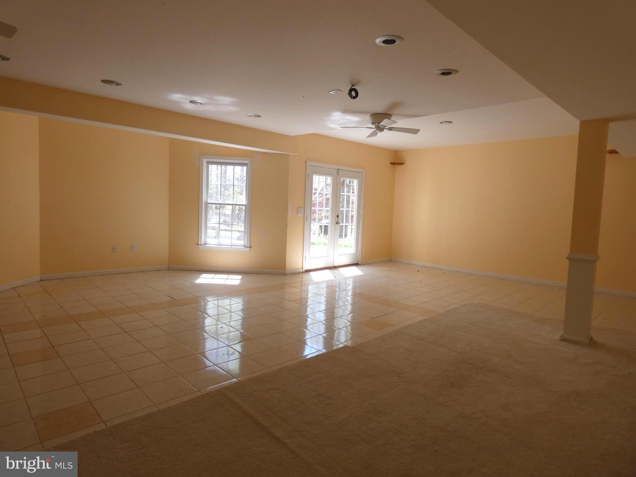 ELLIS PLANTATION - Residential