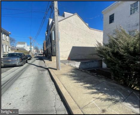 275 DELMAR STREET