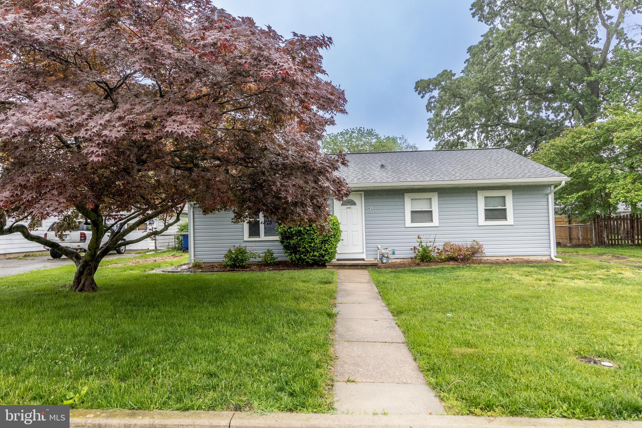 ROYAL ACRES - Residential