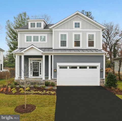 602 TAPAWINGO ROAD SW VIENNA VA 22180