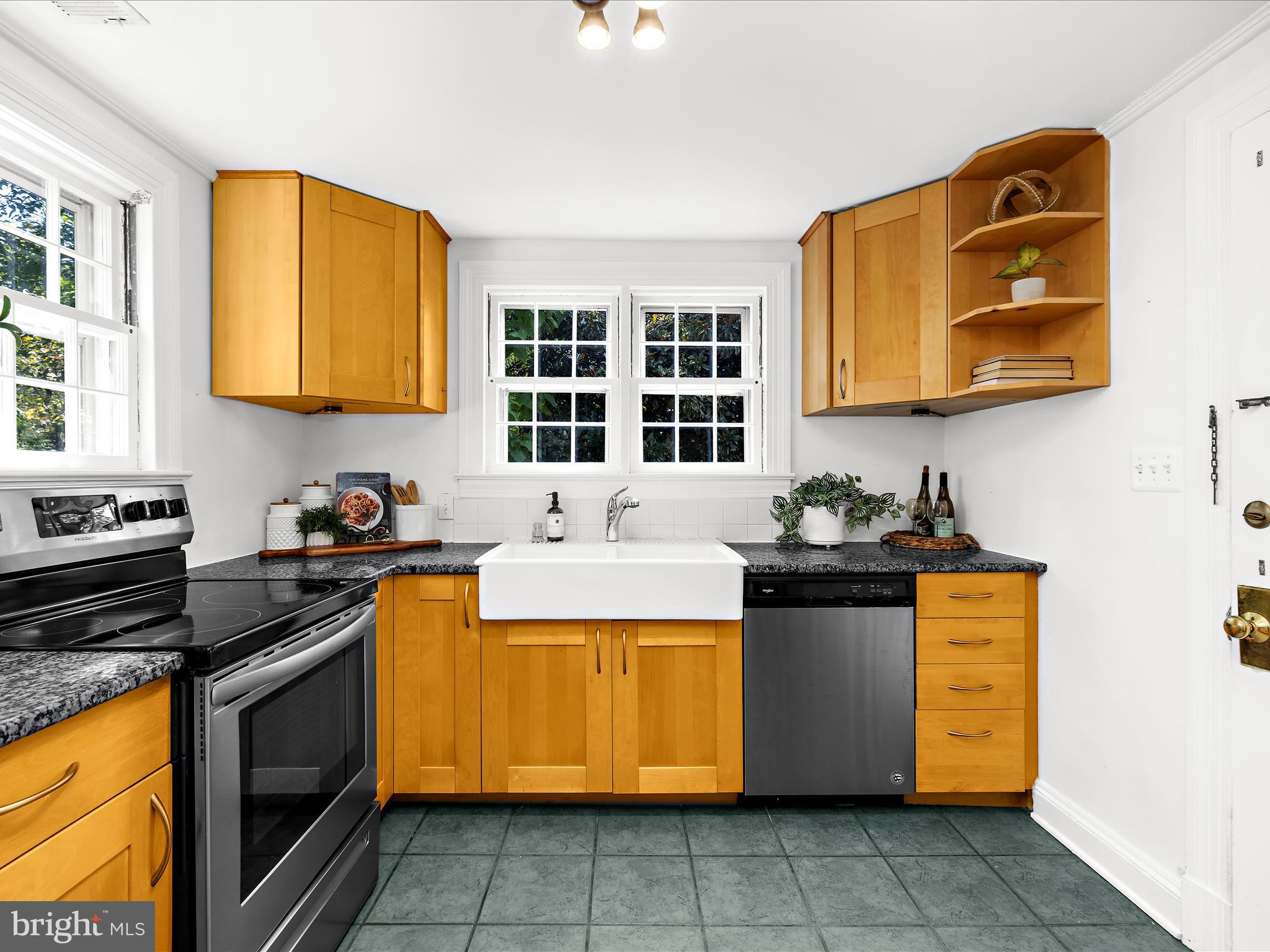 EASTPORT - Residential