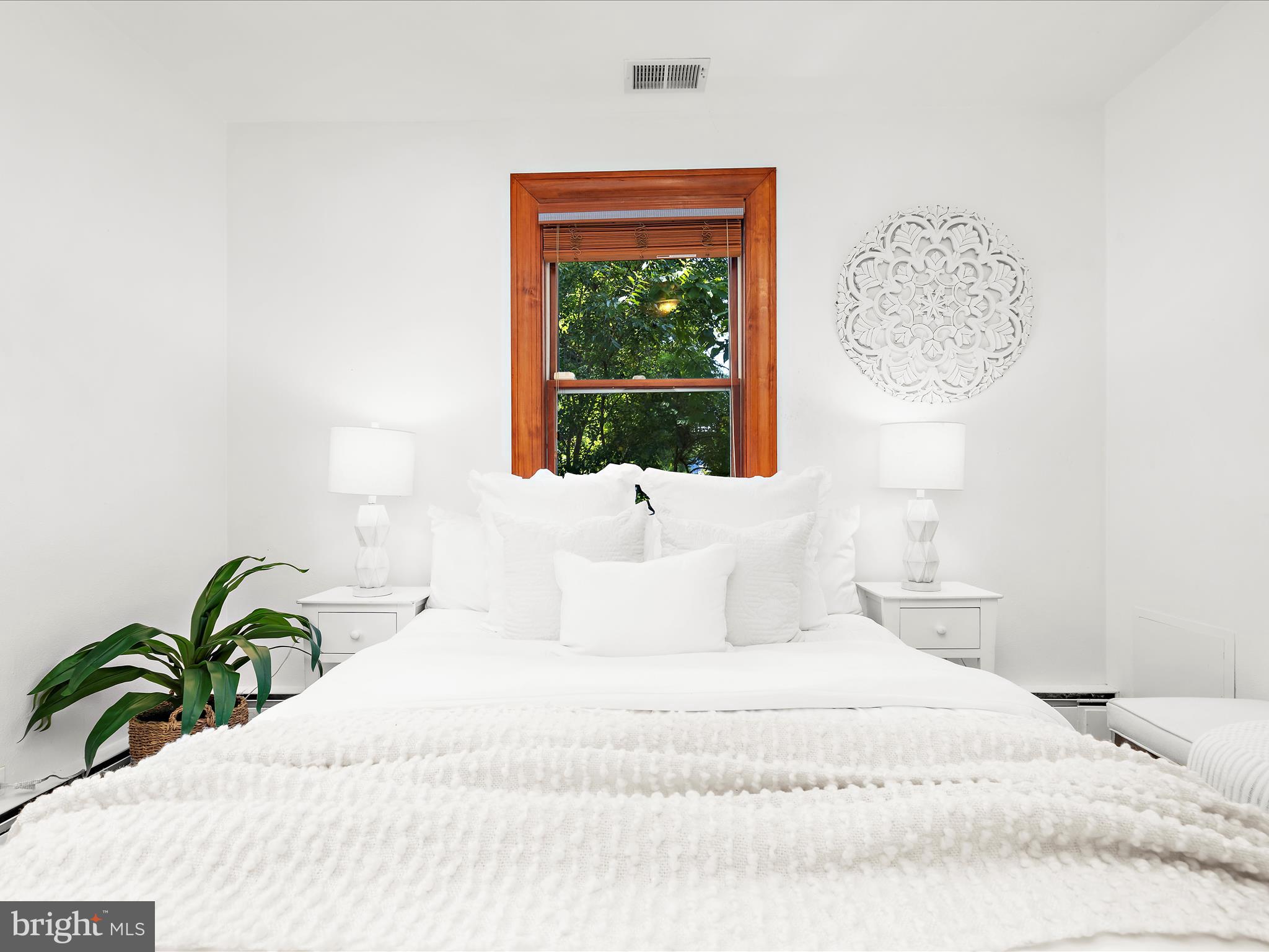 EASTPORT - Residential