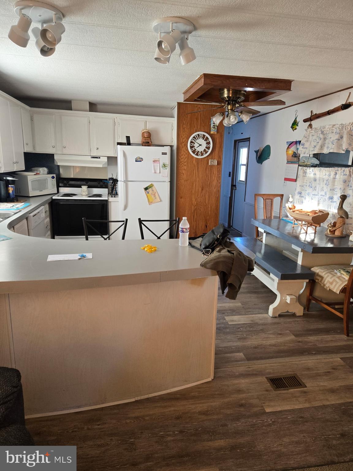 38267 POSSUM ROAD 271