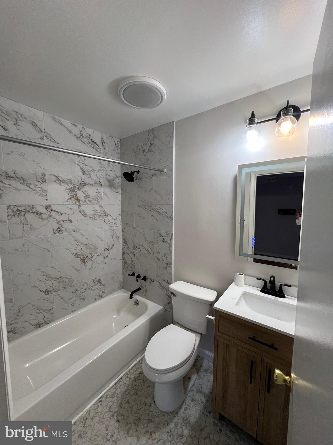 ASHFORD PLAT 1 - Residential Lease