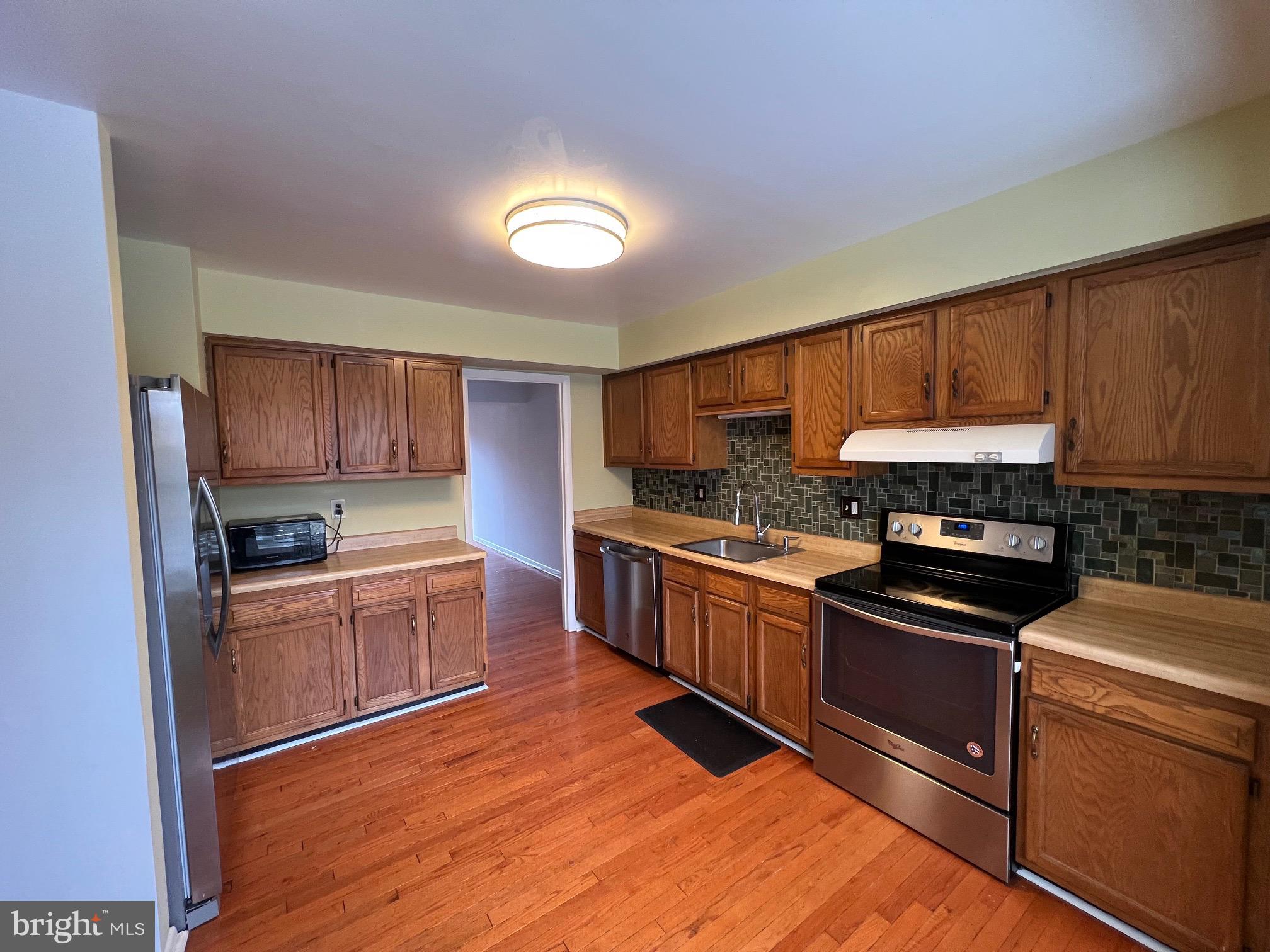 ASHFORD PLAT 1 - Residential Lease