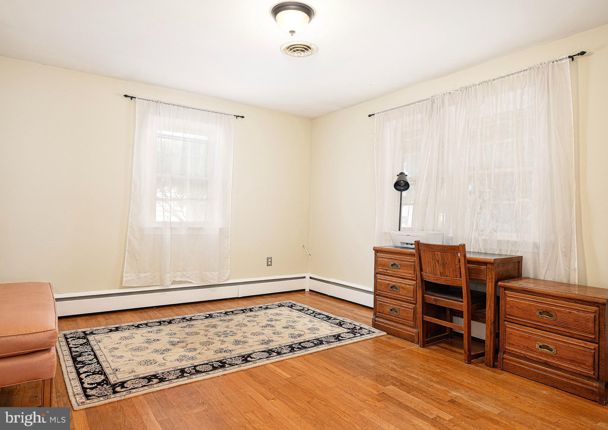 HILLSDALE - Residential