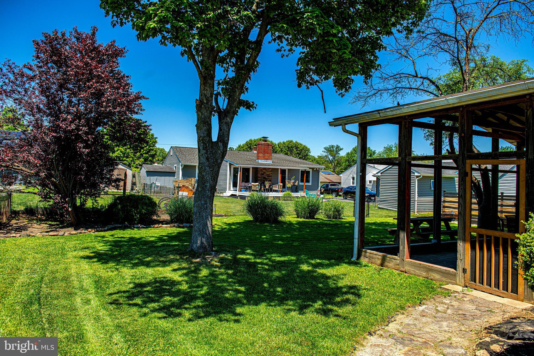 HILLSDALE - Residential