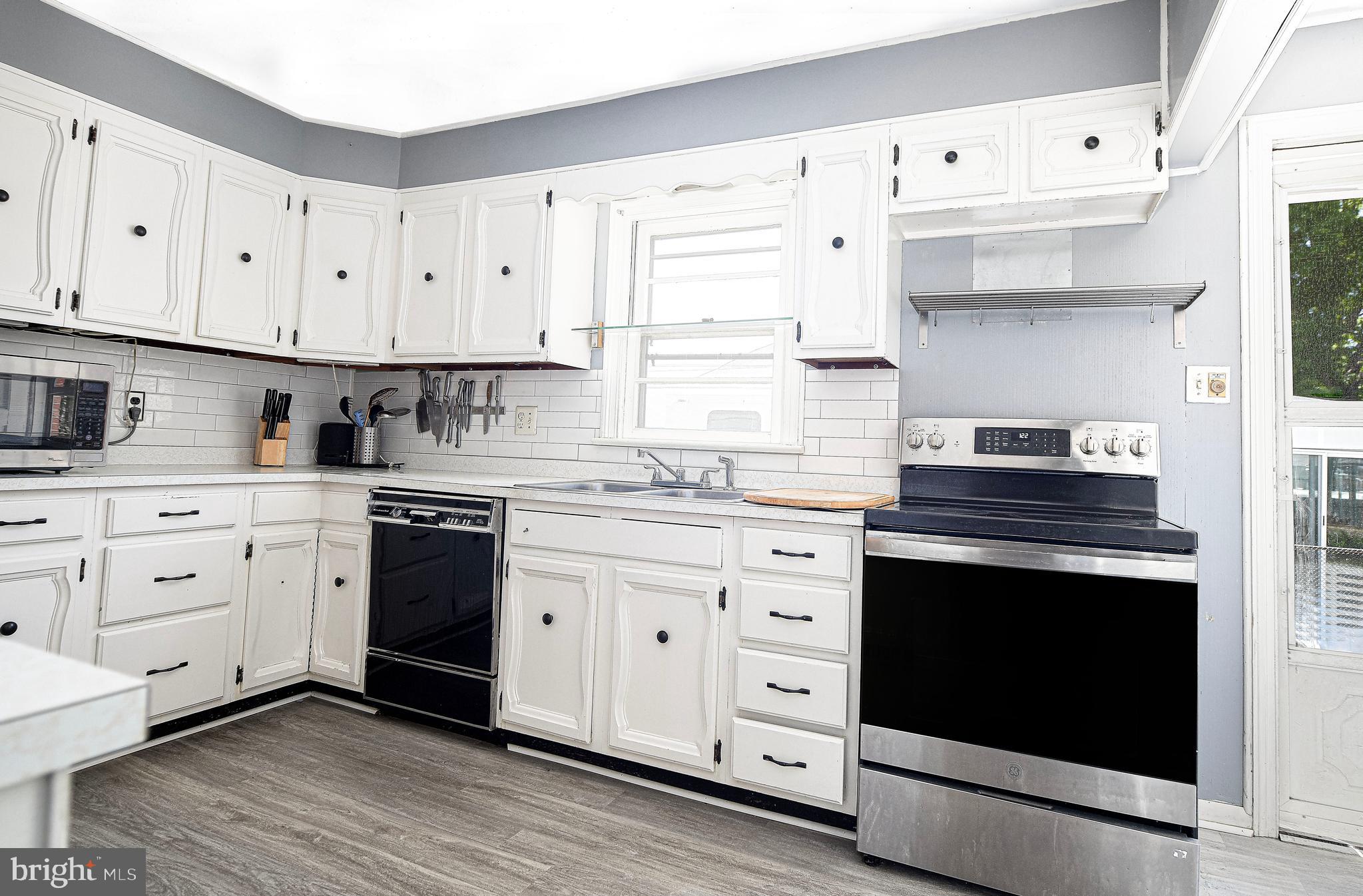 HILLSDALE - Residential