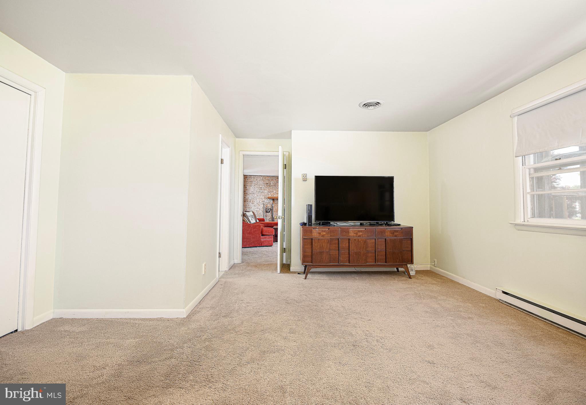HILLSDALE - Residential