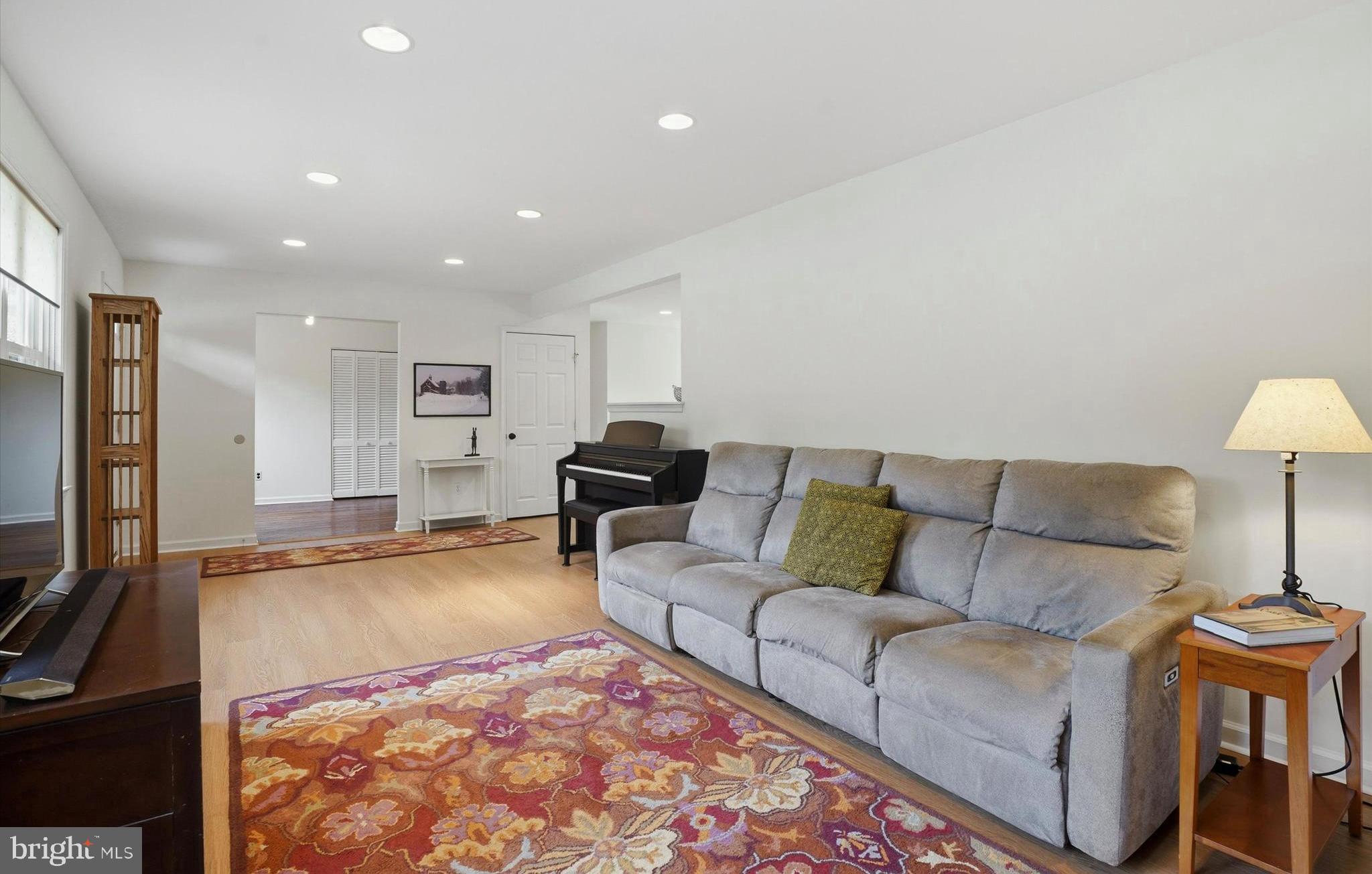SUMMIT RIDGE - Residential