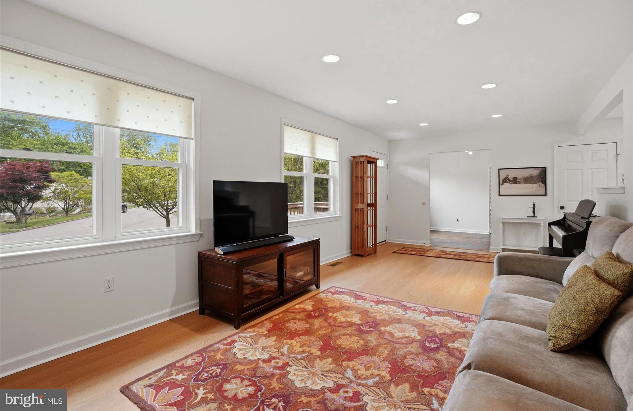 SUMMIT RIDGE - Residential