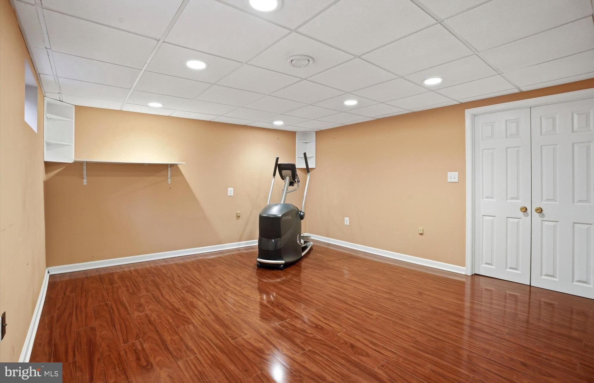 SUMMIT RIDGE - Residential
