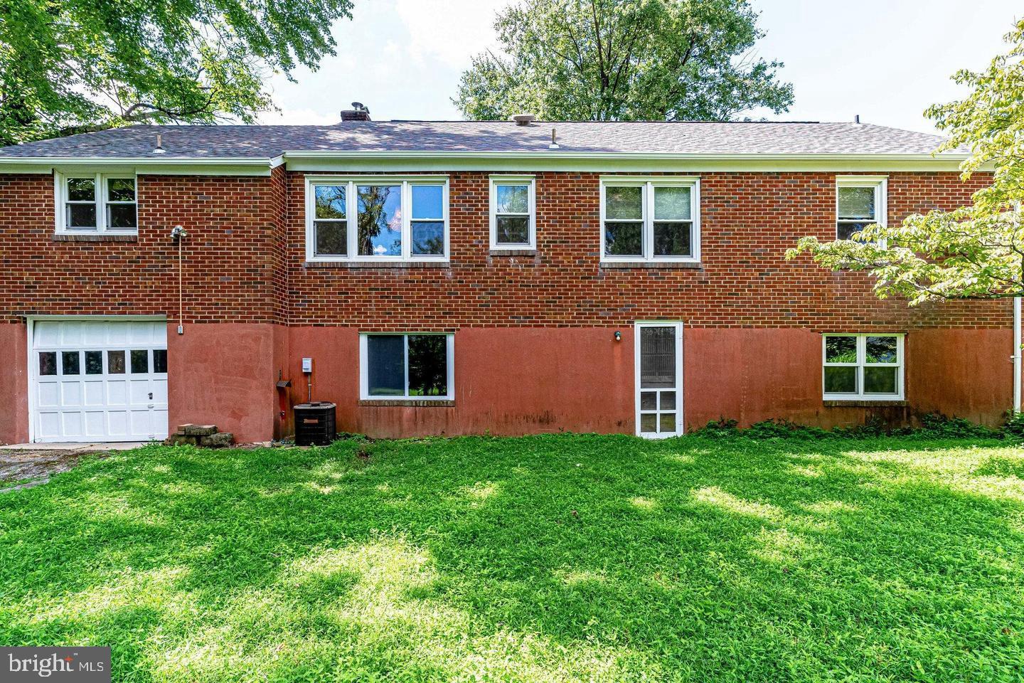 COBBDALE - Residential Lease