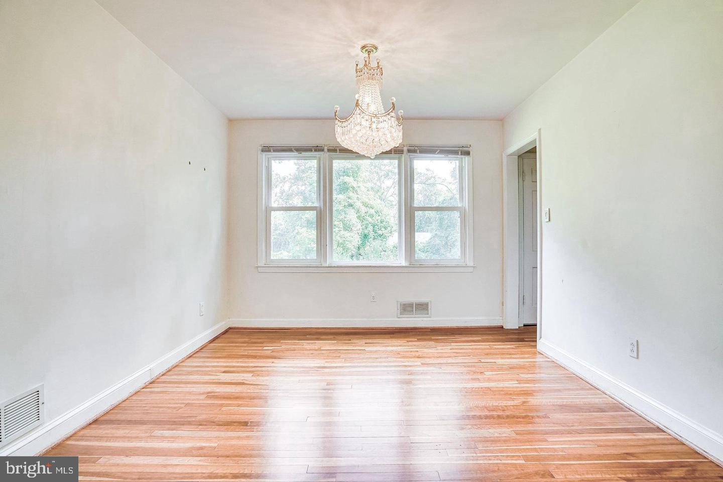 COBBDALE - Residential Lease