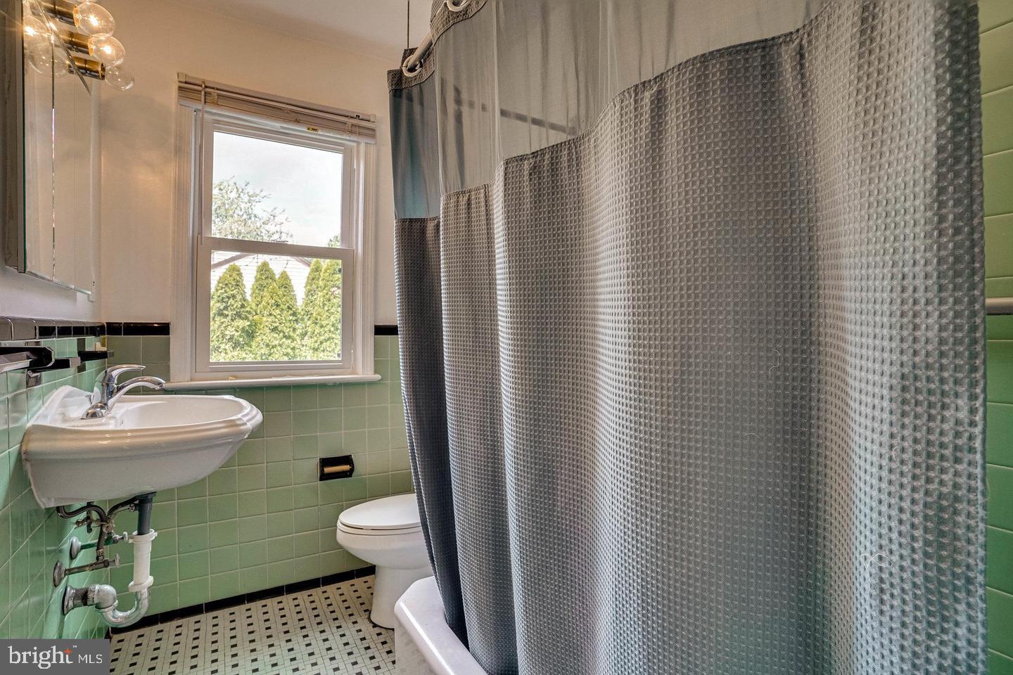 COBBDALE - Residential Lease