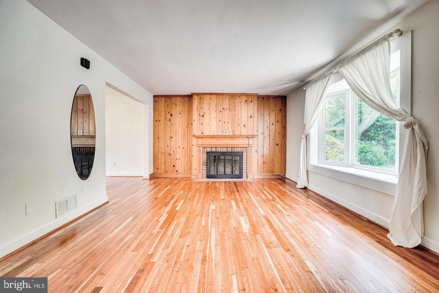 COBBDALE - Residential Lease