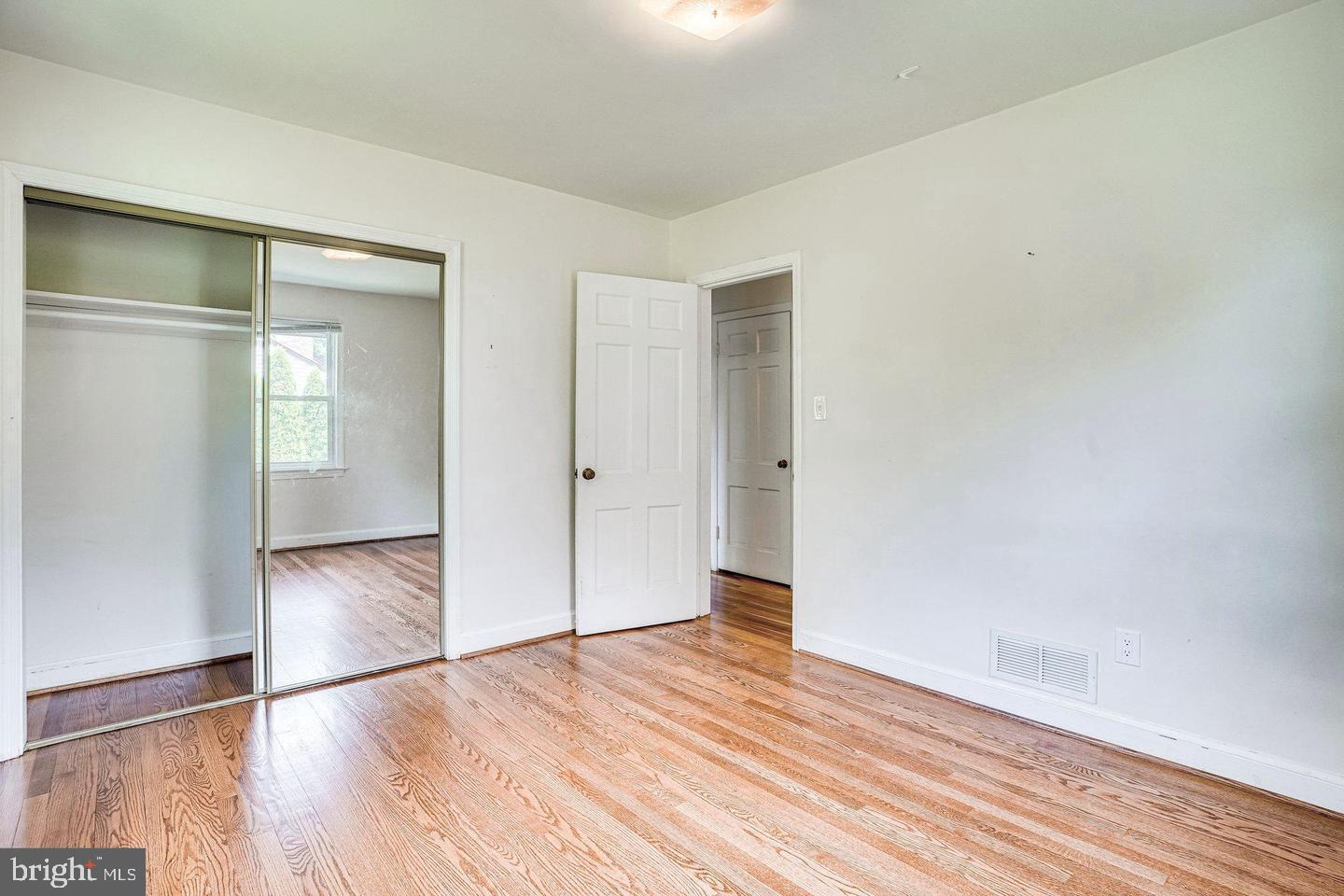 COBBDALE - Residential Lease