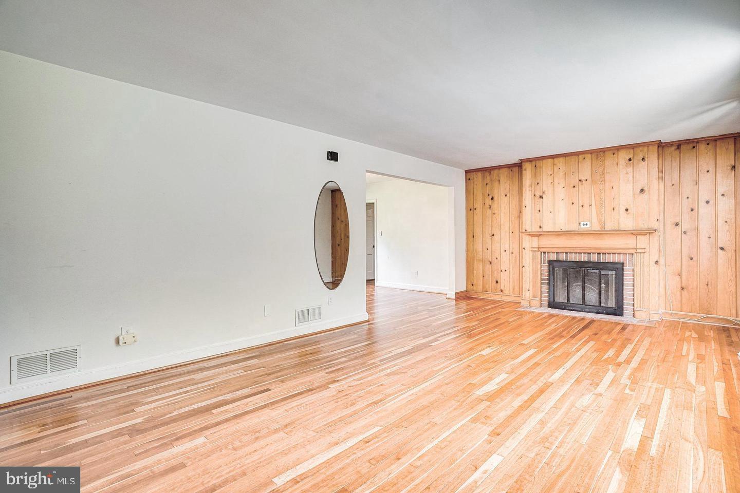 COBBDALE - Residential Lease