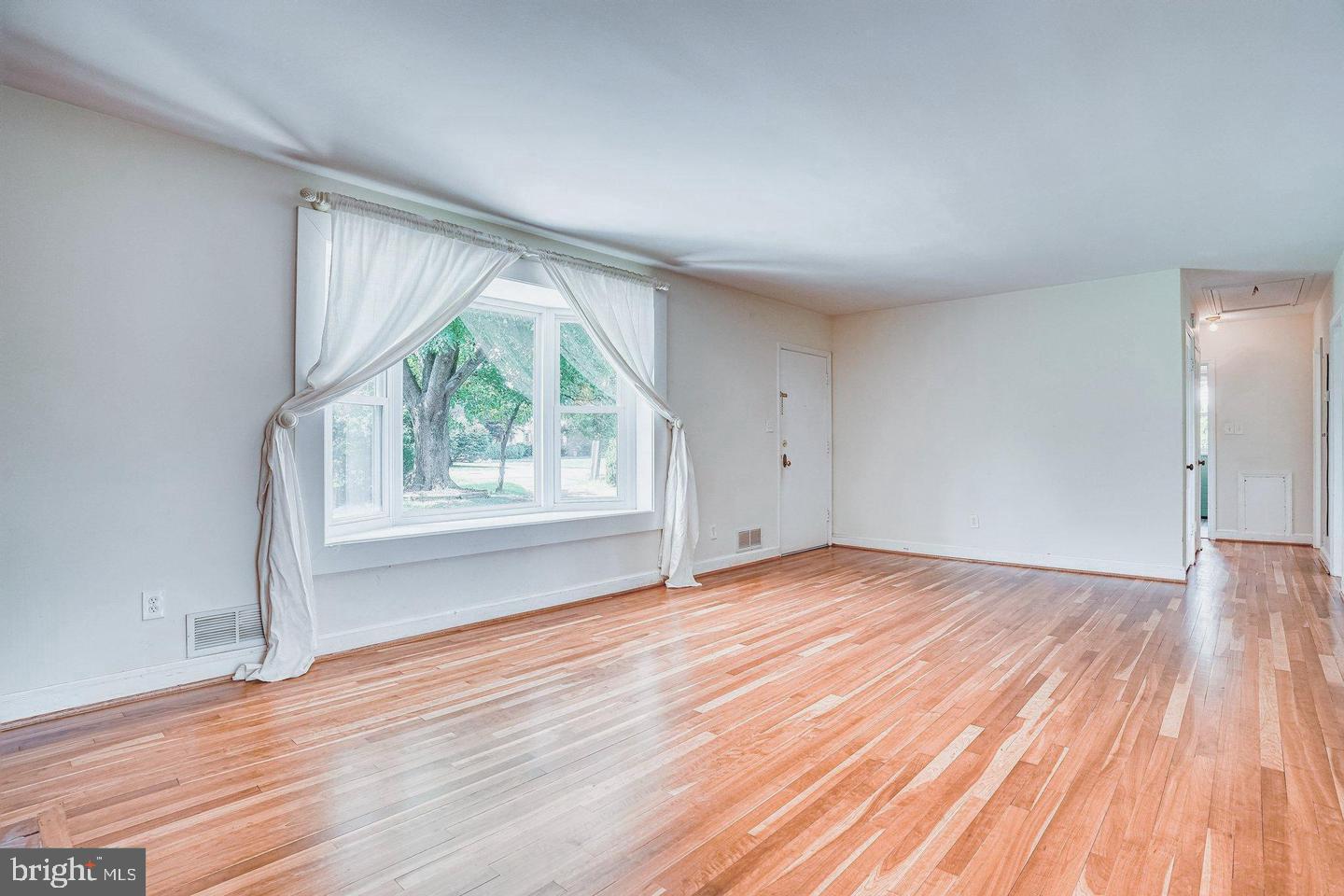 COBBDALE - Residential Lease