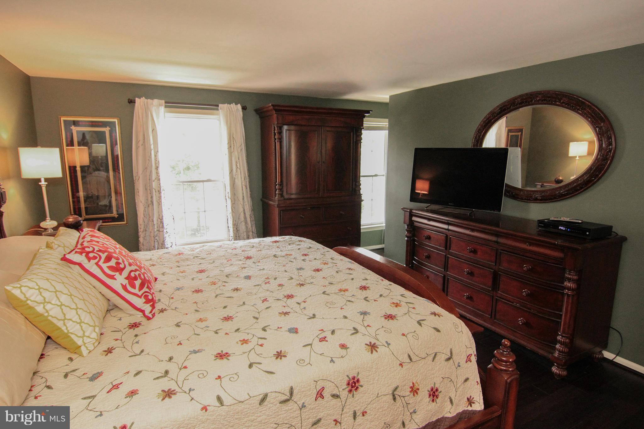 COUNTRYSIDE - Residential