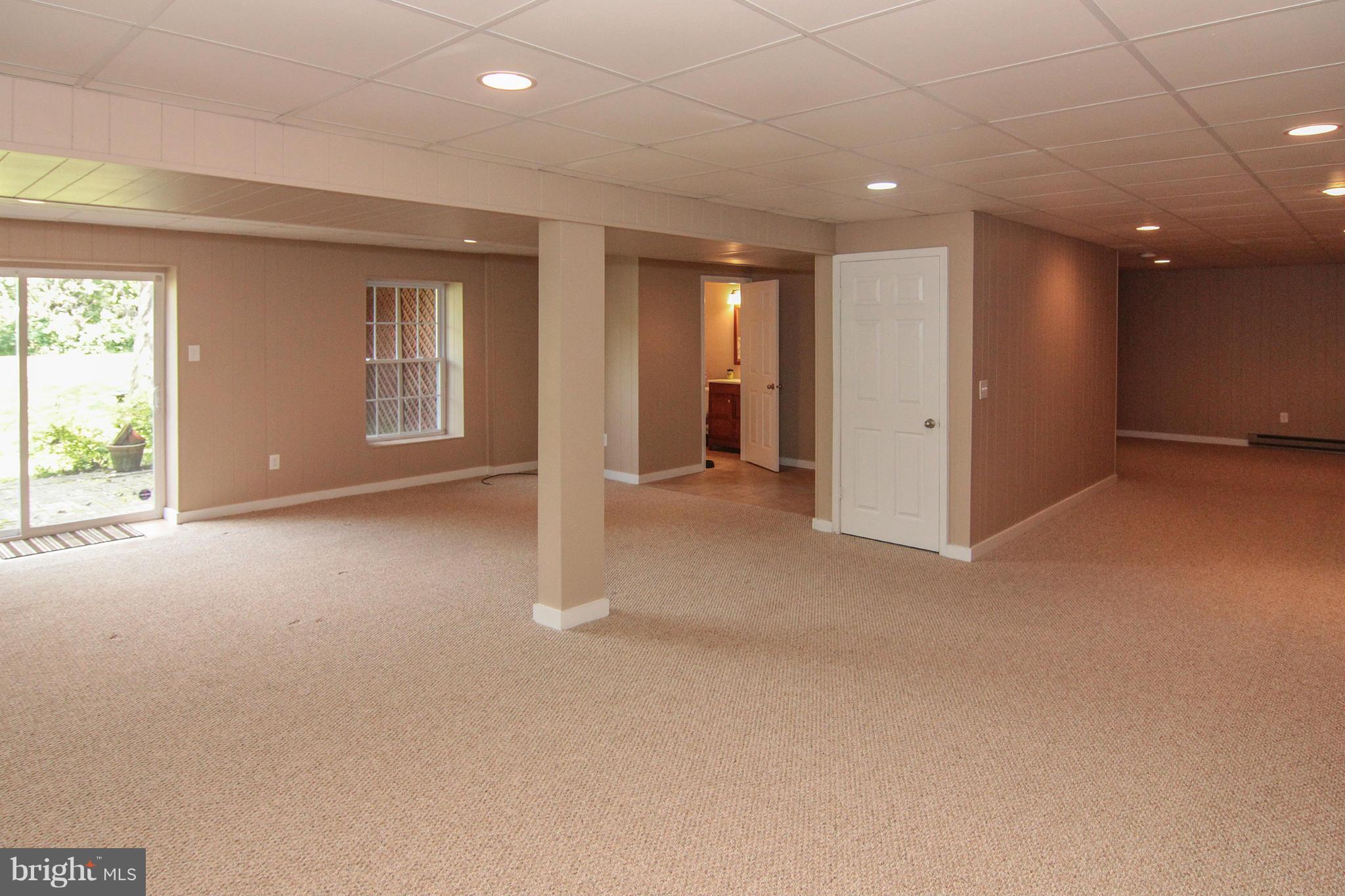 COUNTRYSIDE - Residential