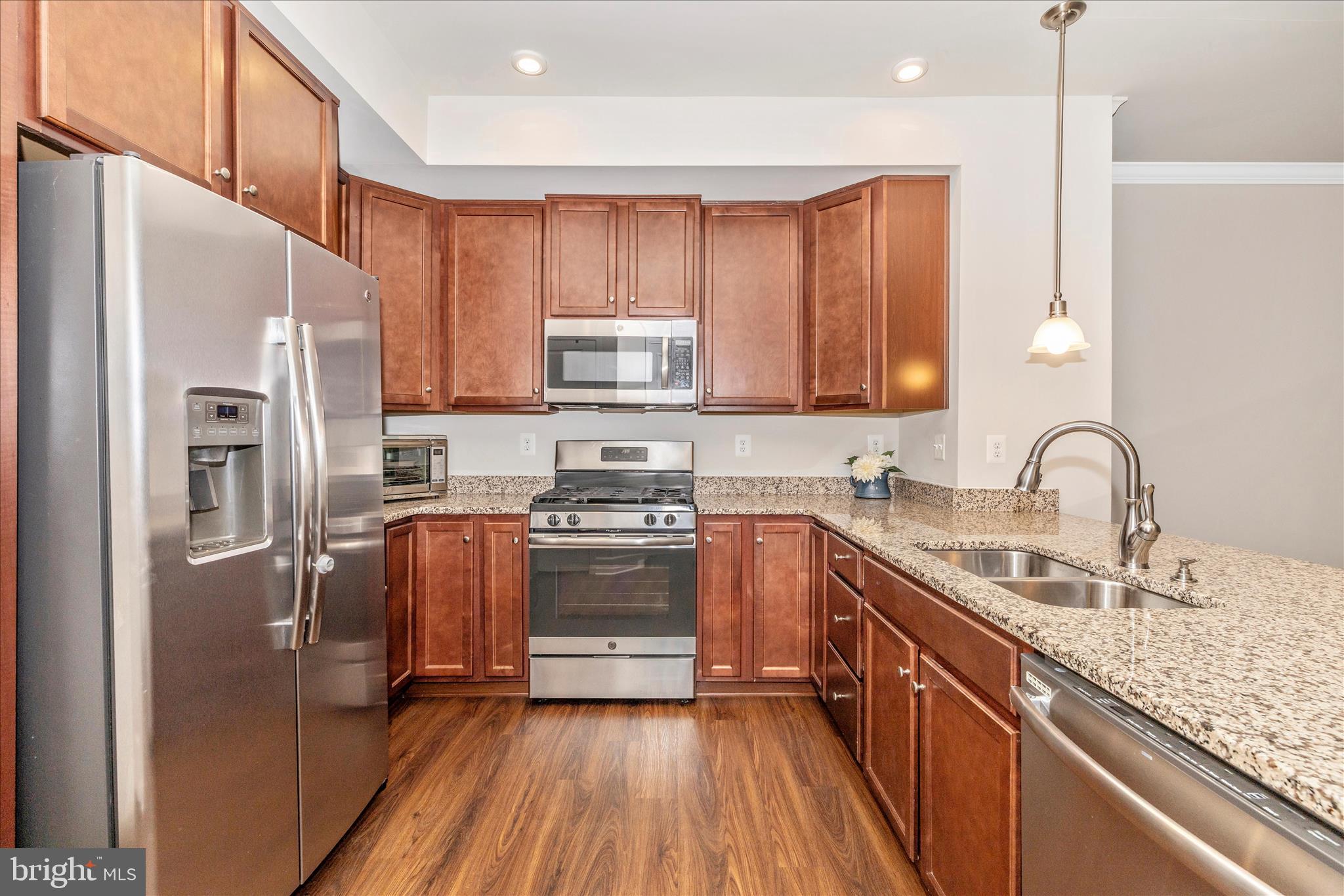 JEFFERSON PLACE - Residential