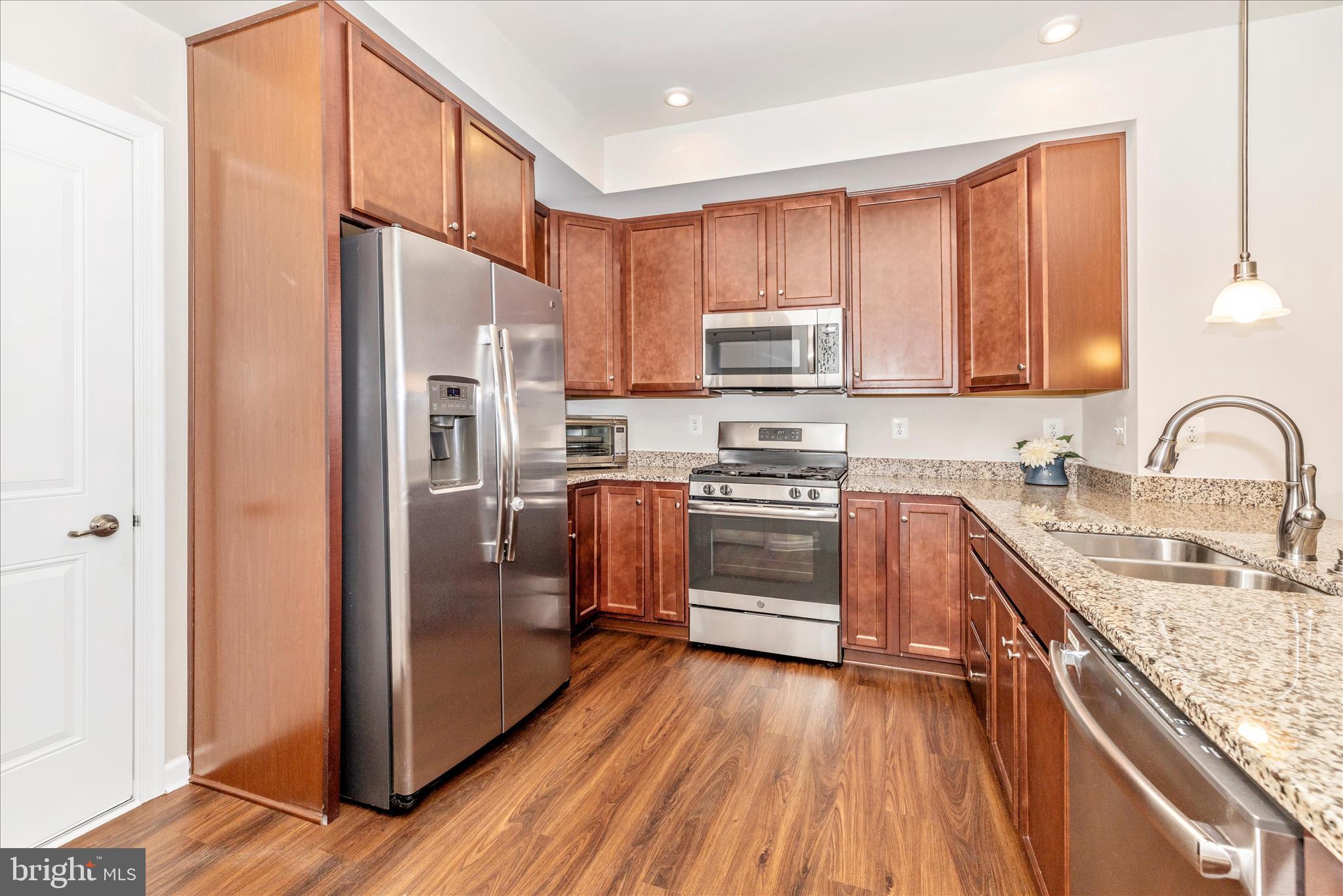 JEFFERSON PLACE - Residential