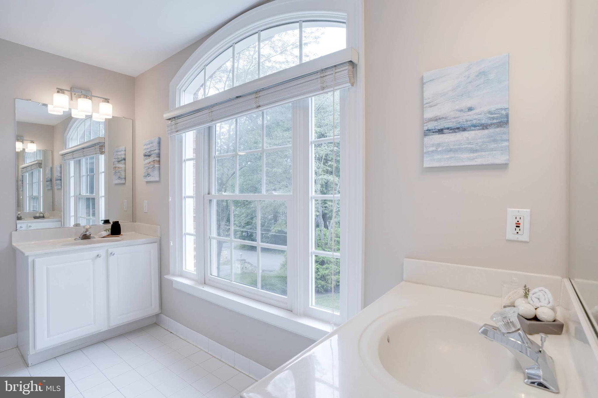 LEE FOREST - Residential