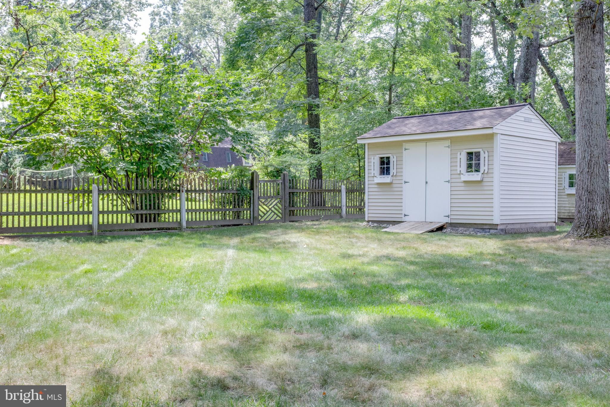 LEE FOREST - Residential