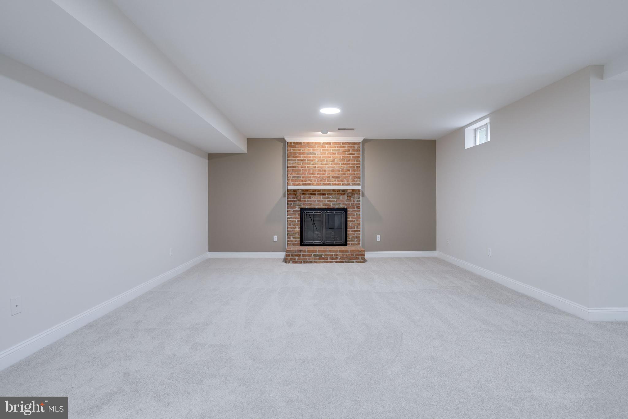 LEE FOREST - Residential