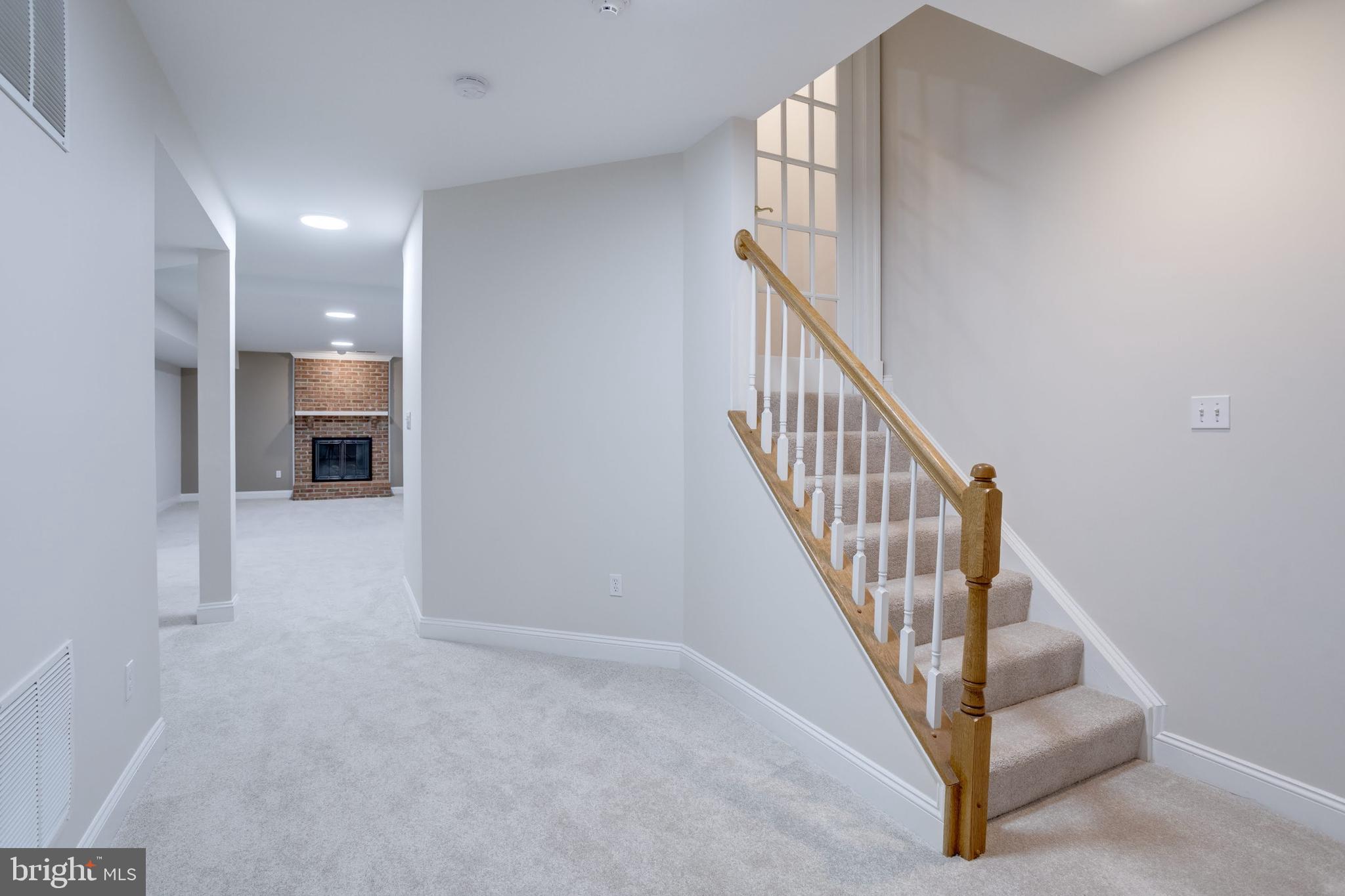 LEE FOREST - Residential