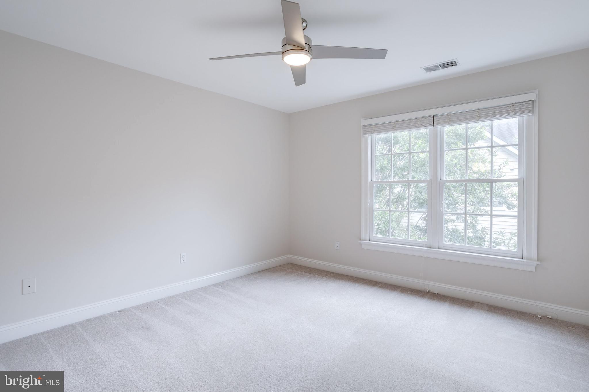 LEE FOREST - Residential