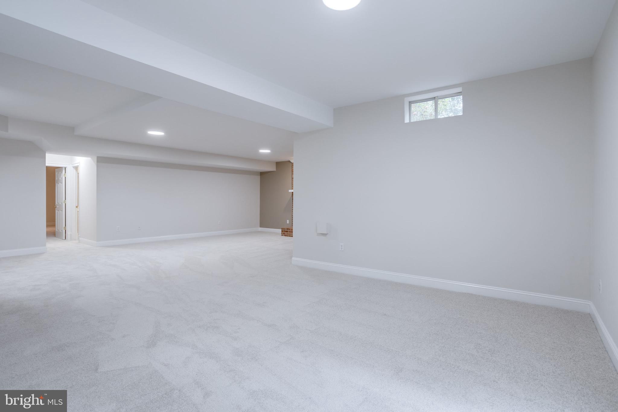 LEE FOREST - Residential