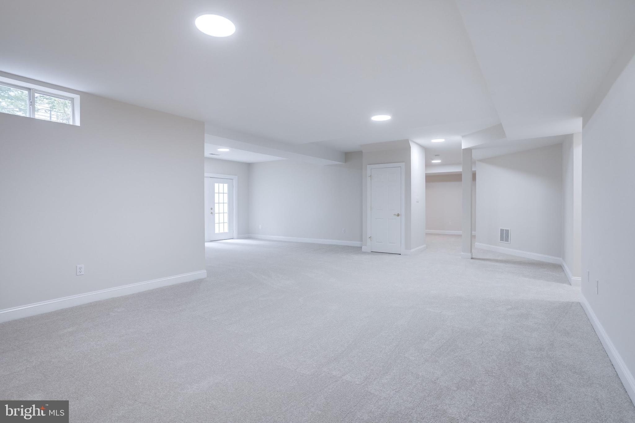 LEE FOREST - Residential