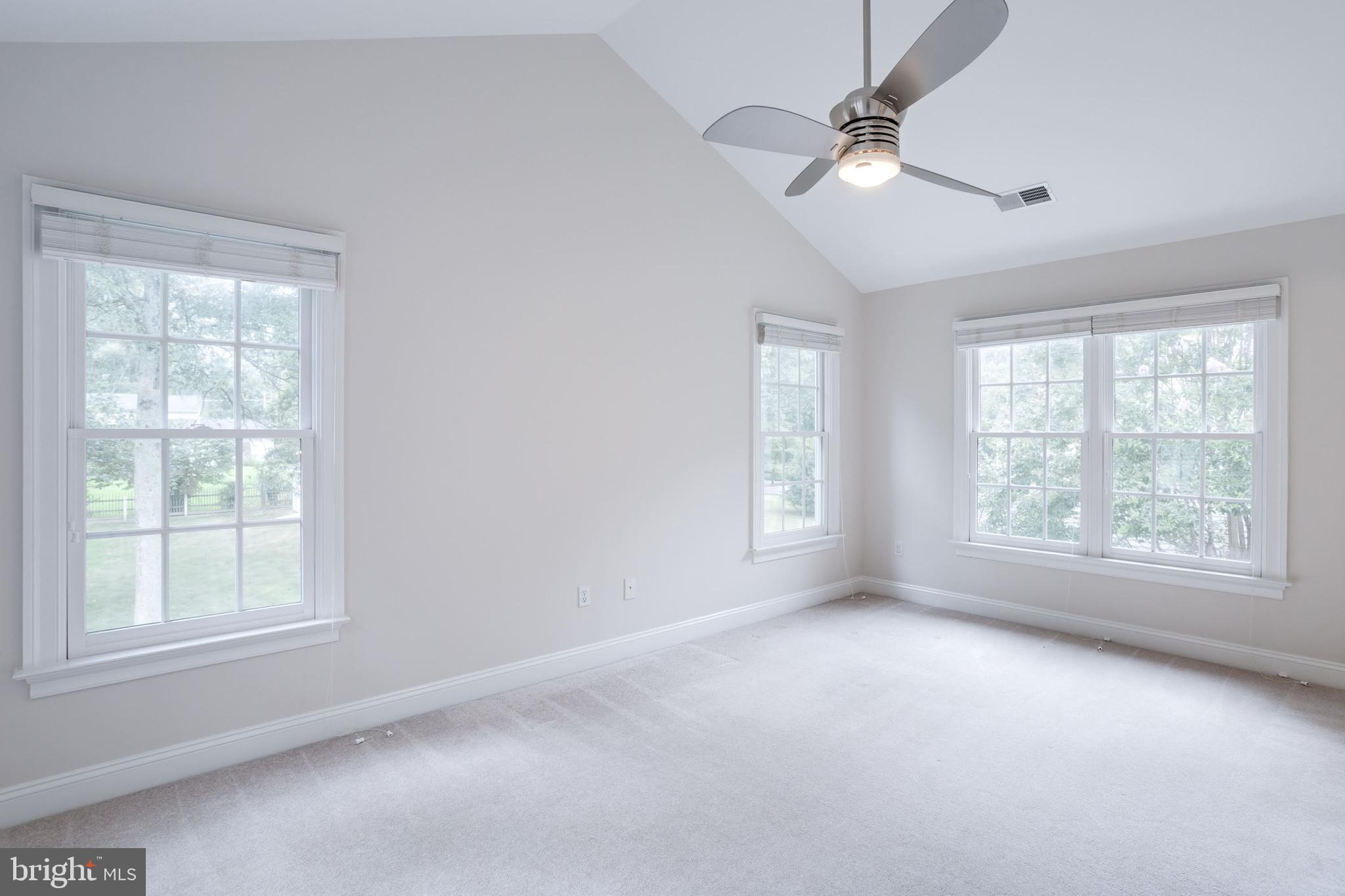 LEE FOREST - Residential