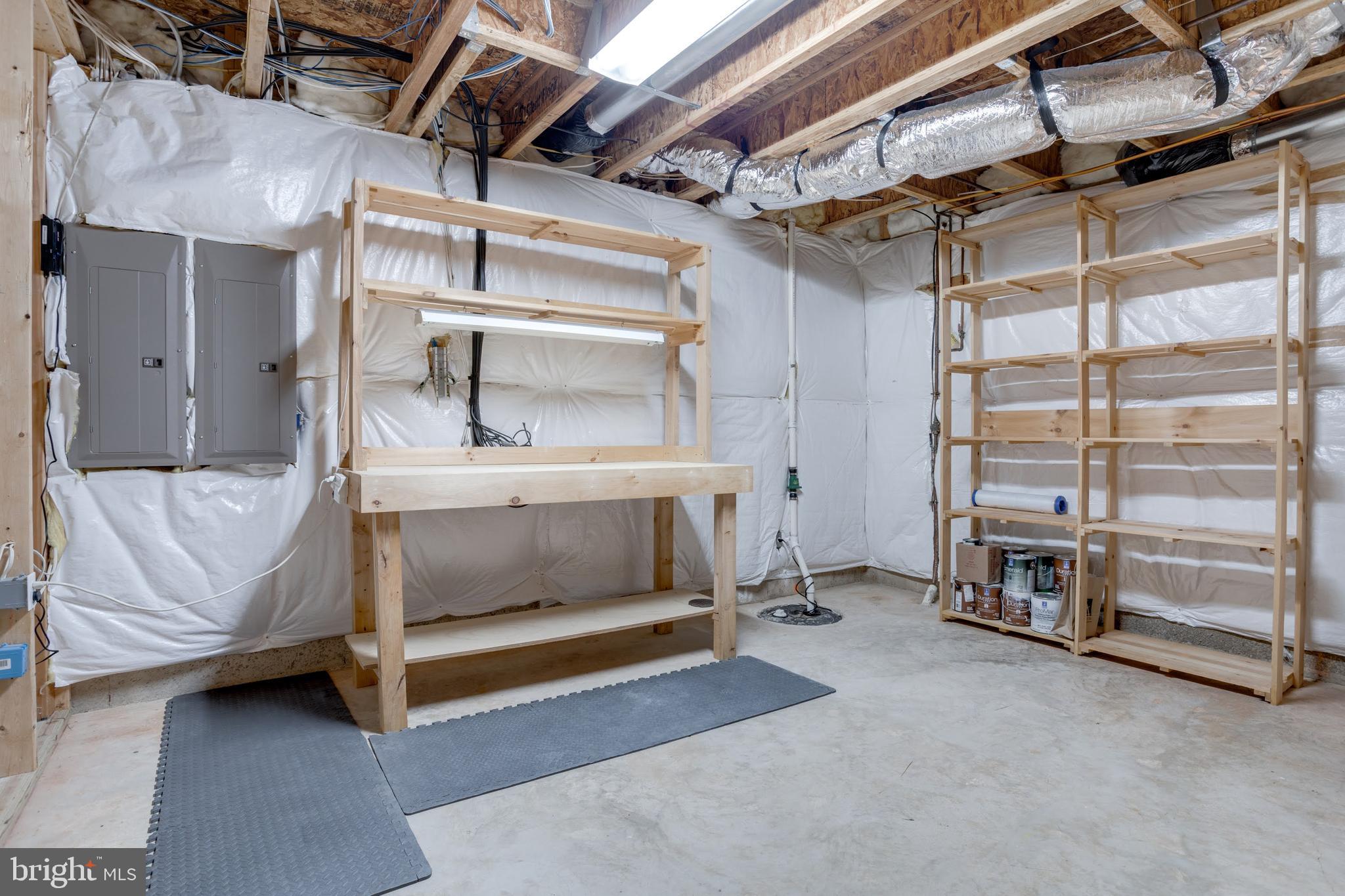 LEE FOREST - Residential