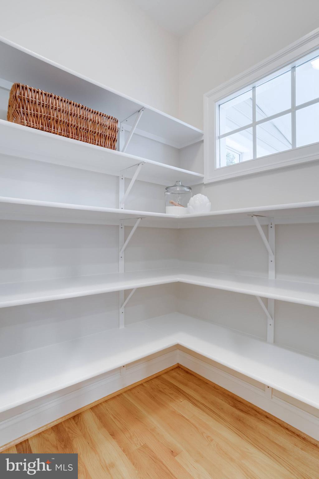 LEE FOREST - Residential