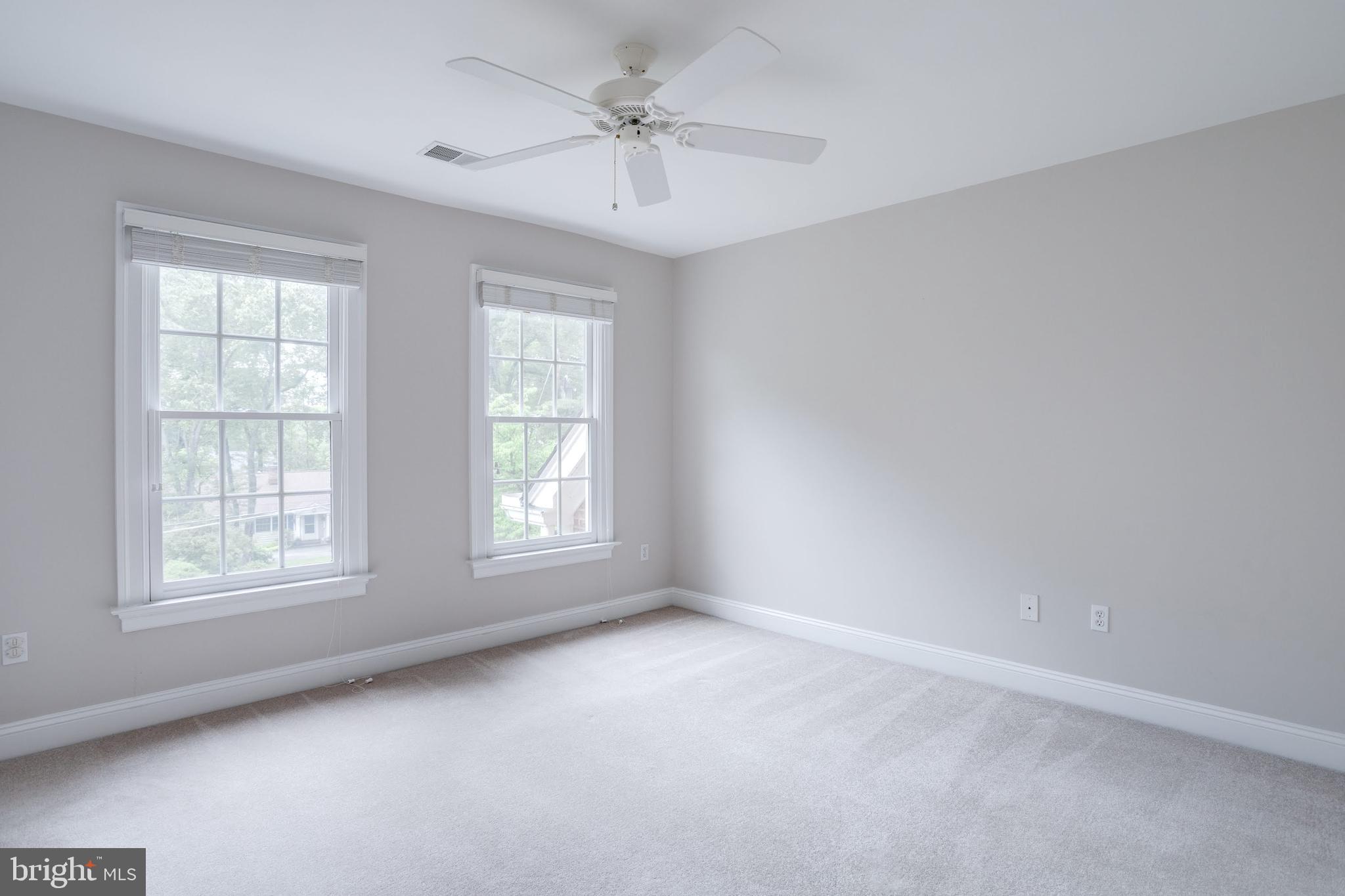 LEE FOREST - Residential