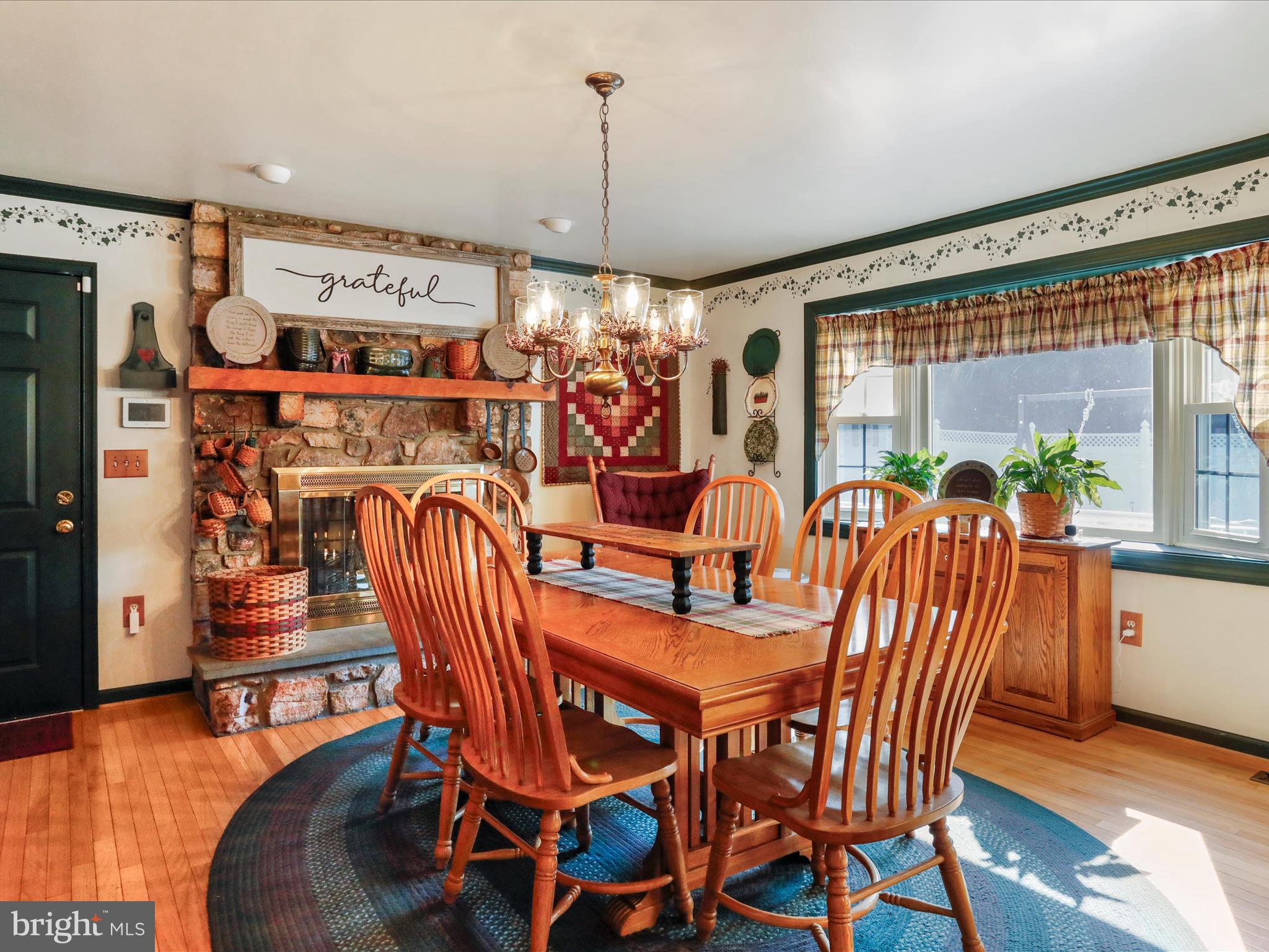 VAUGHT ESTATES - Residential