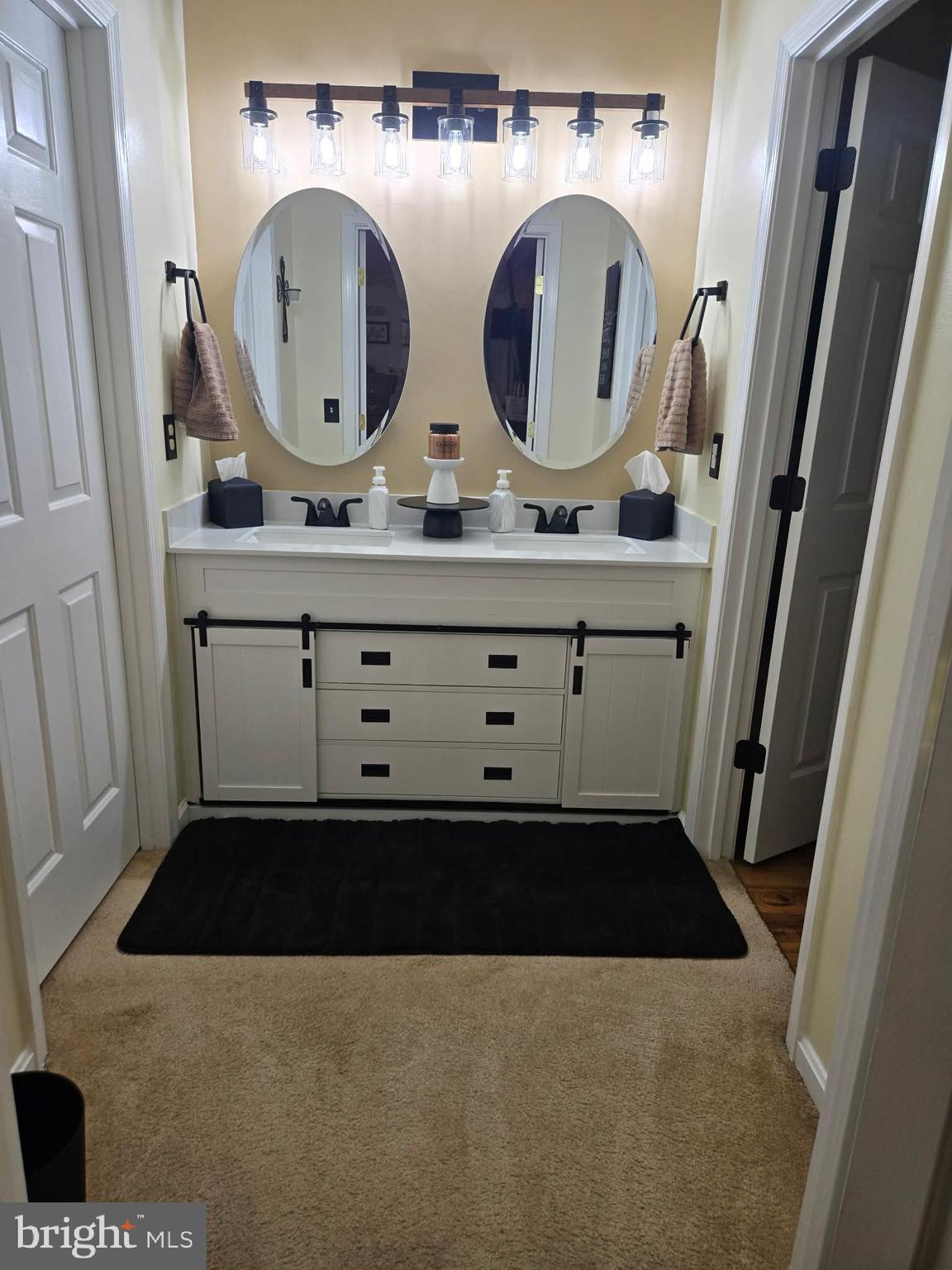 VAUGHT ESTATES - Residential