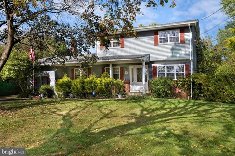 23 SABRINA DRIVE EWING NJ 08628
