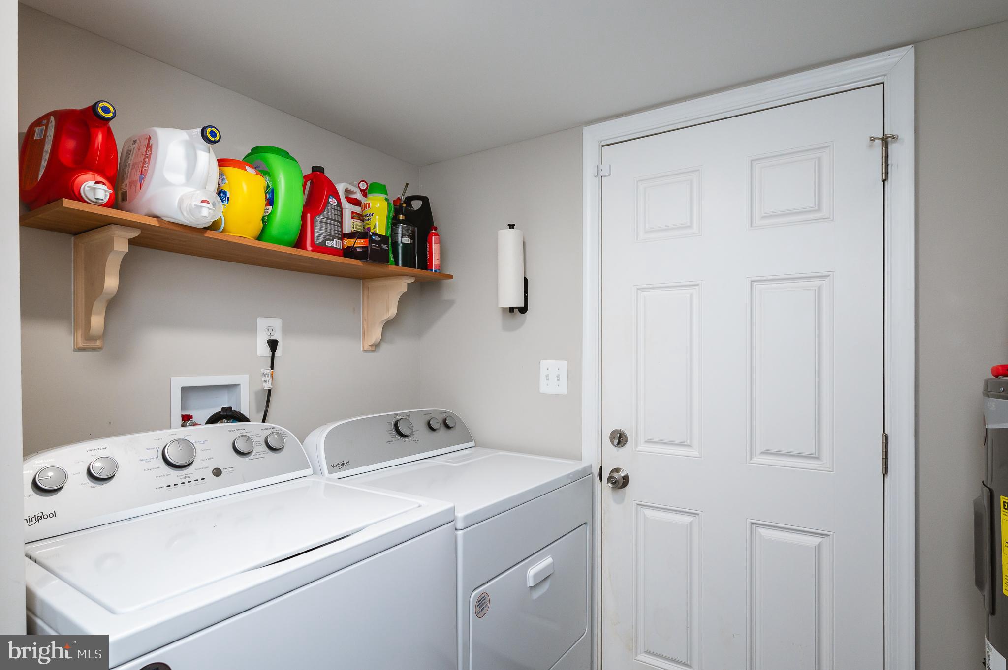 MOUNTAIN BUSH ESTATES - Residential