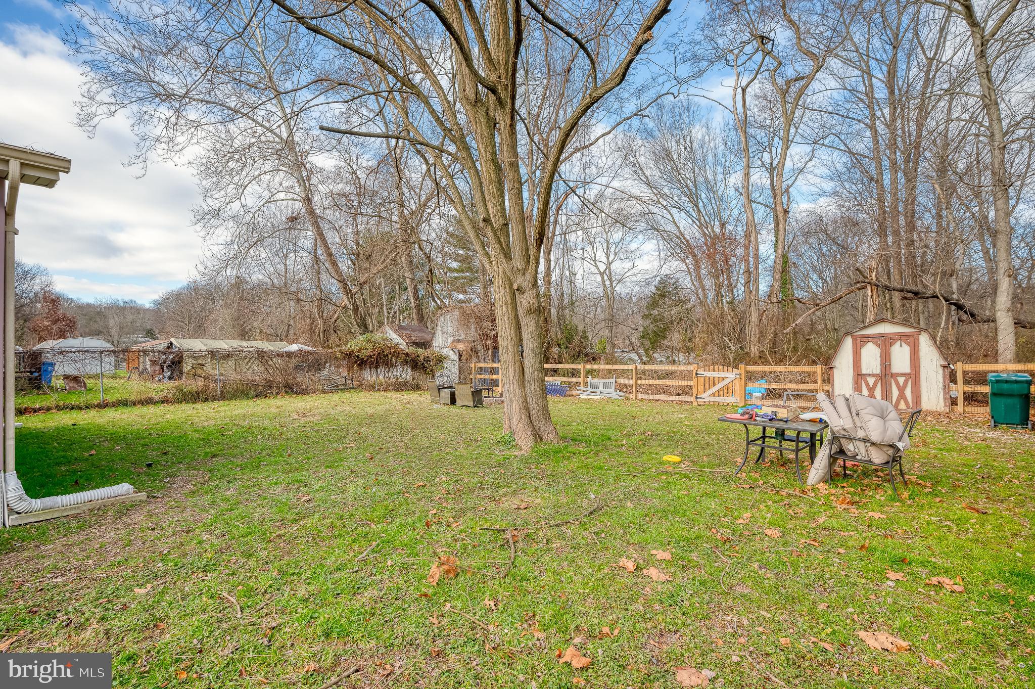 MOUNTAIN BUSH ESTATES - Residential