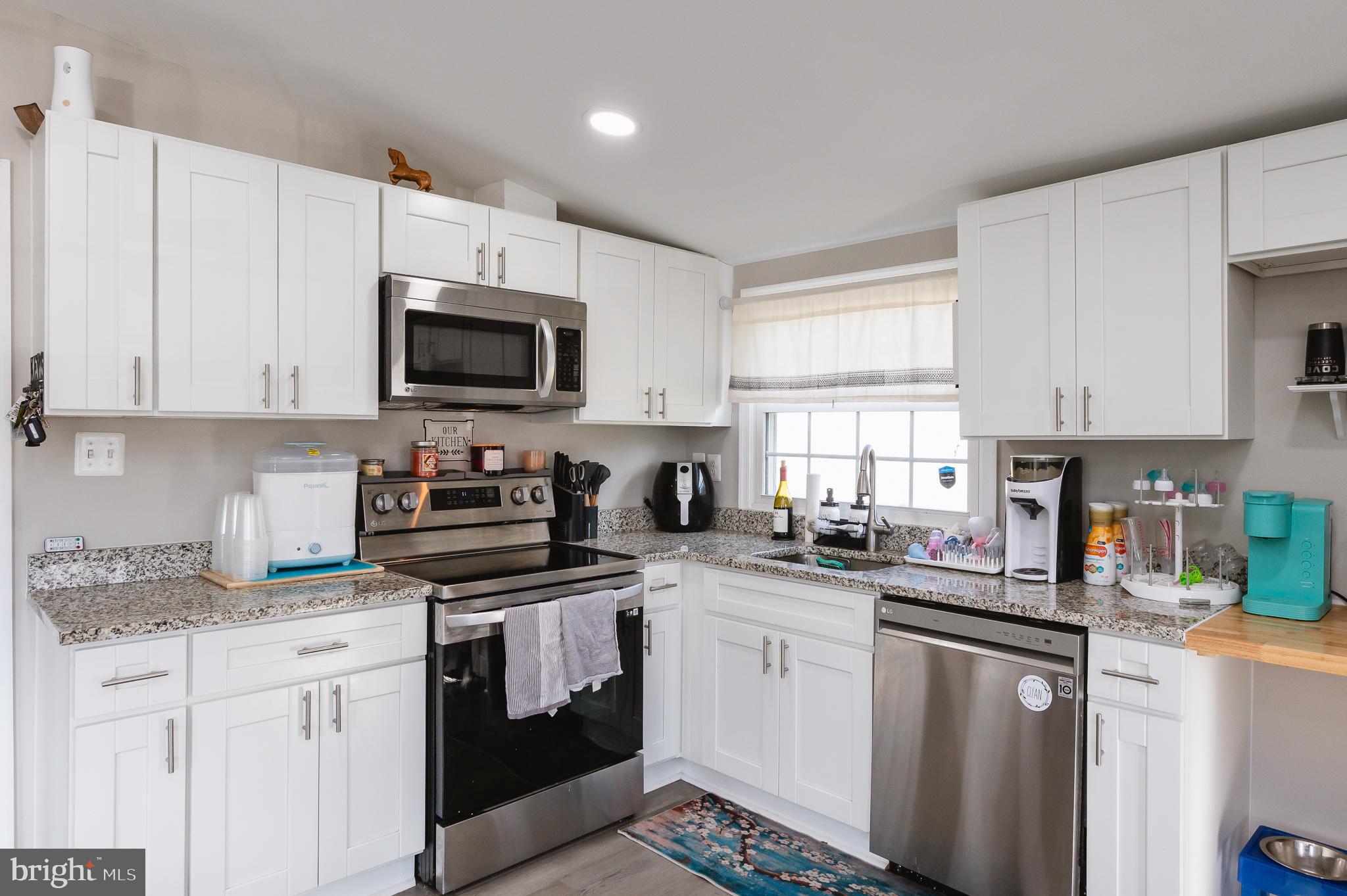 MOUNTAIN BUSH ESTATES - Residential