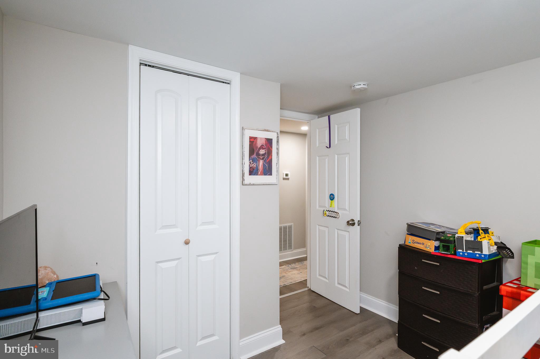 MOUNTAIN BUSH ESTATES - Residential