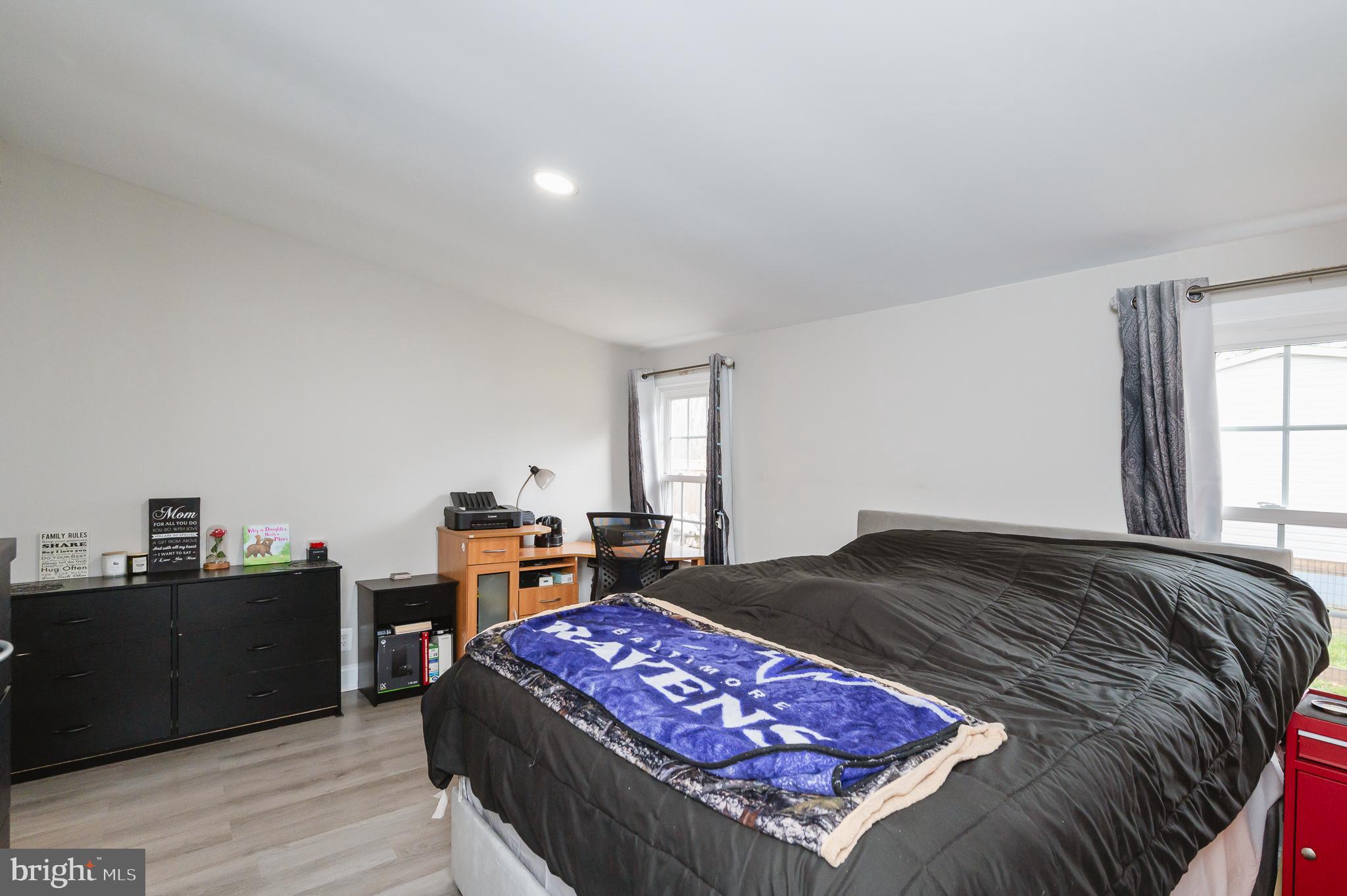 MOUNTAIN BUSH ESTATES - Residential