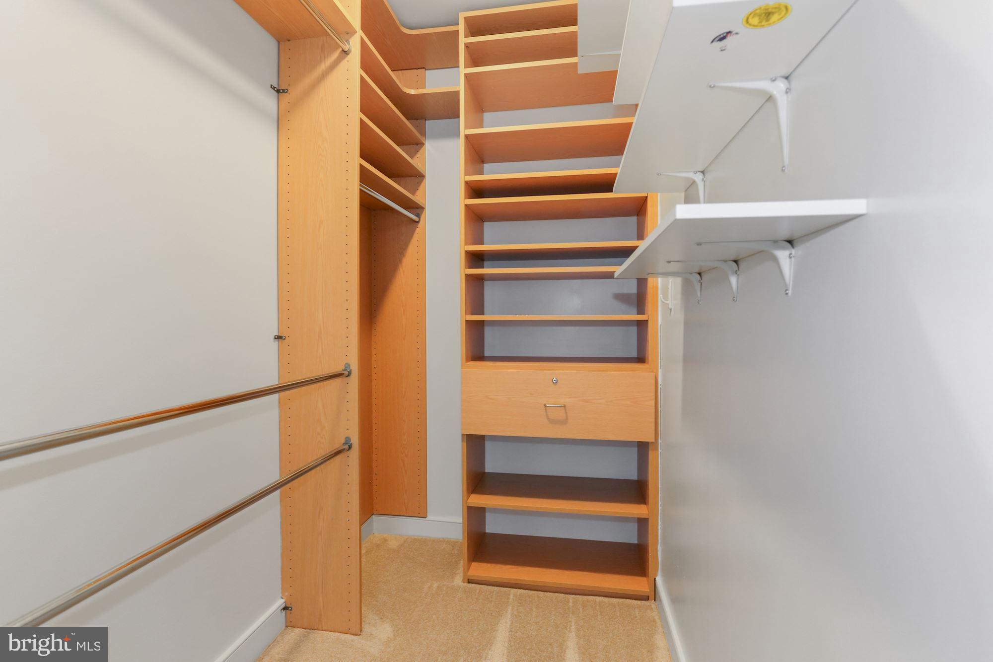 ARLINGTON - Residential