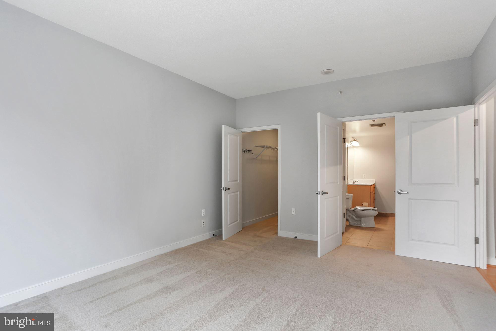 ARLINGTON - Residential